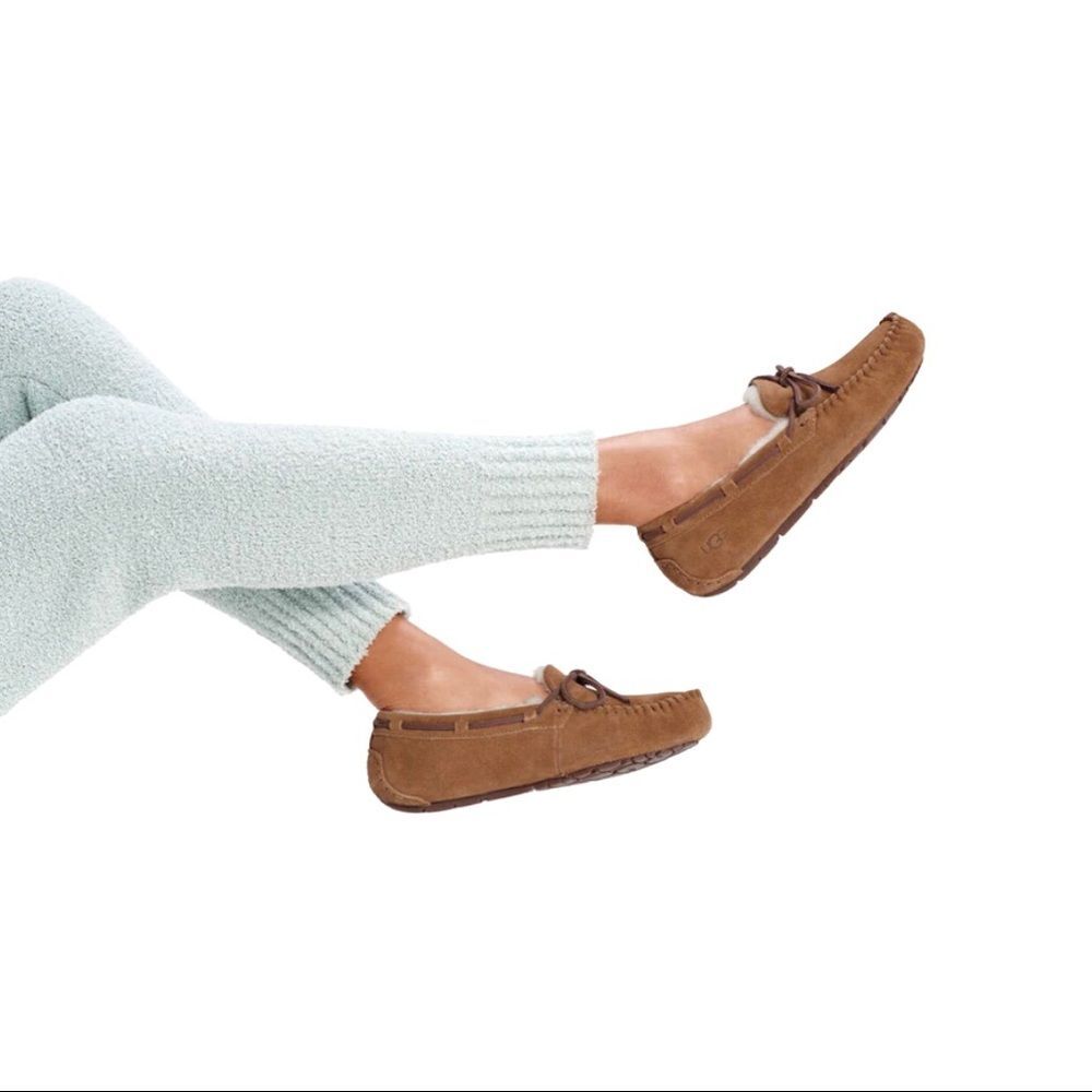 UGG Dakota Chestnut Brown Suede Leather Wool Lined Moccasin Slipper Loafer Shoes